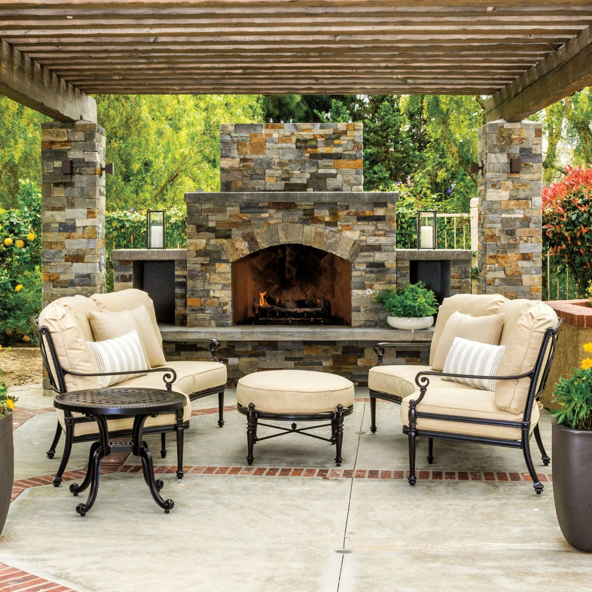 Grand Terrace Sectionals by Gensun