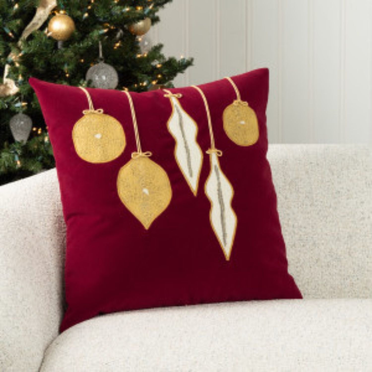 Christmas Outdoor Pillow - Ornaments Ruby 20x20