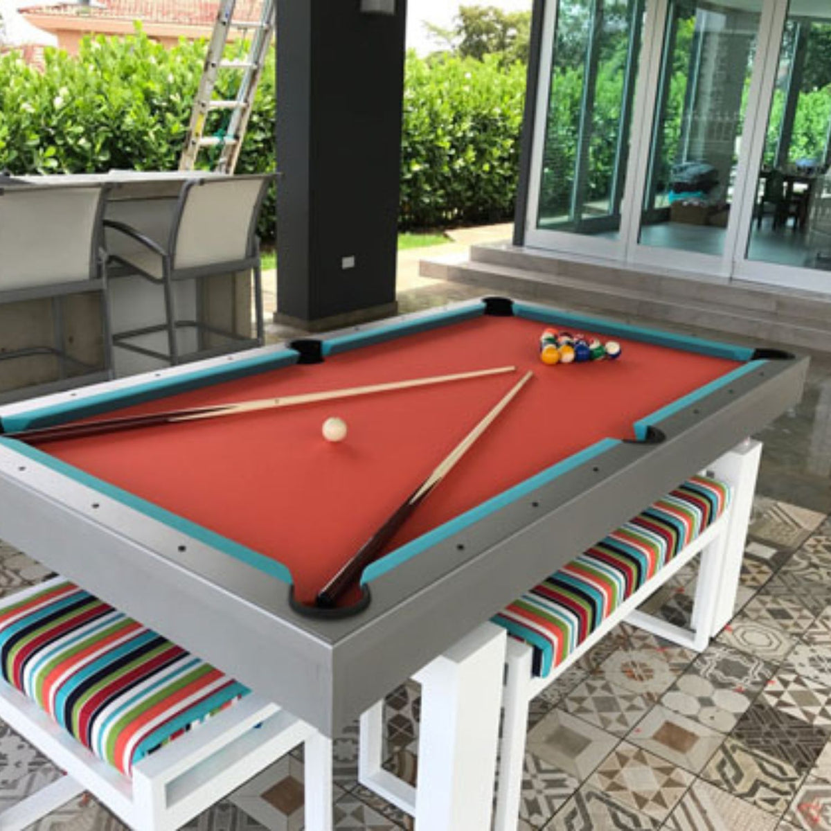 Outdoor Pool Table - Transitional Style