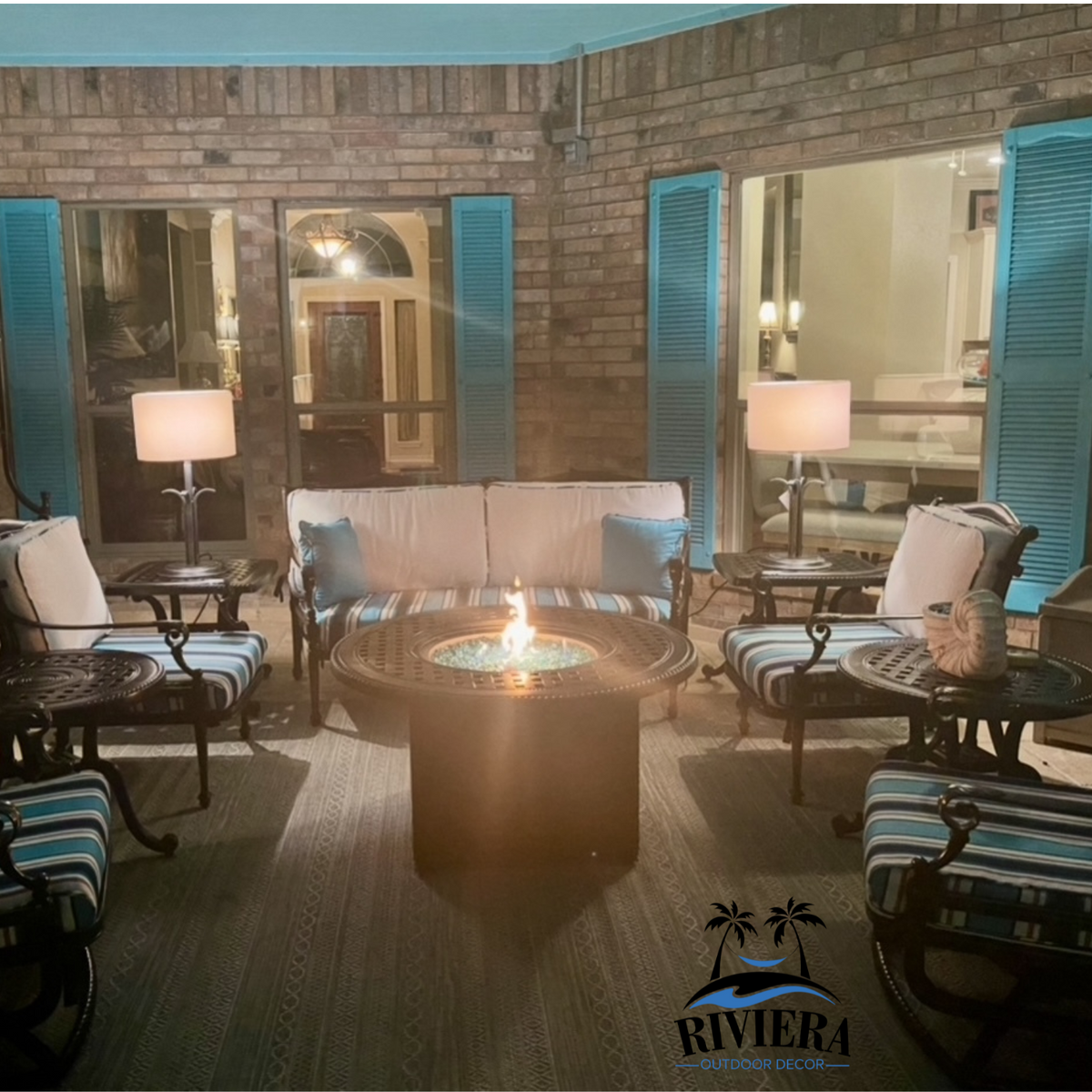 Outdoor Table Lamps with Sunbrella Lampshade.  ETL wet-location certified, withstands strong wind 