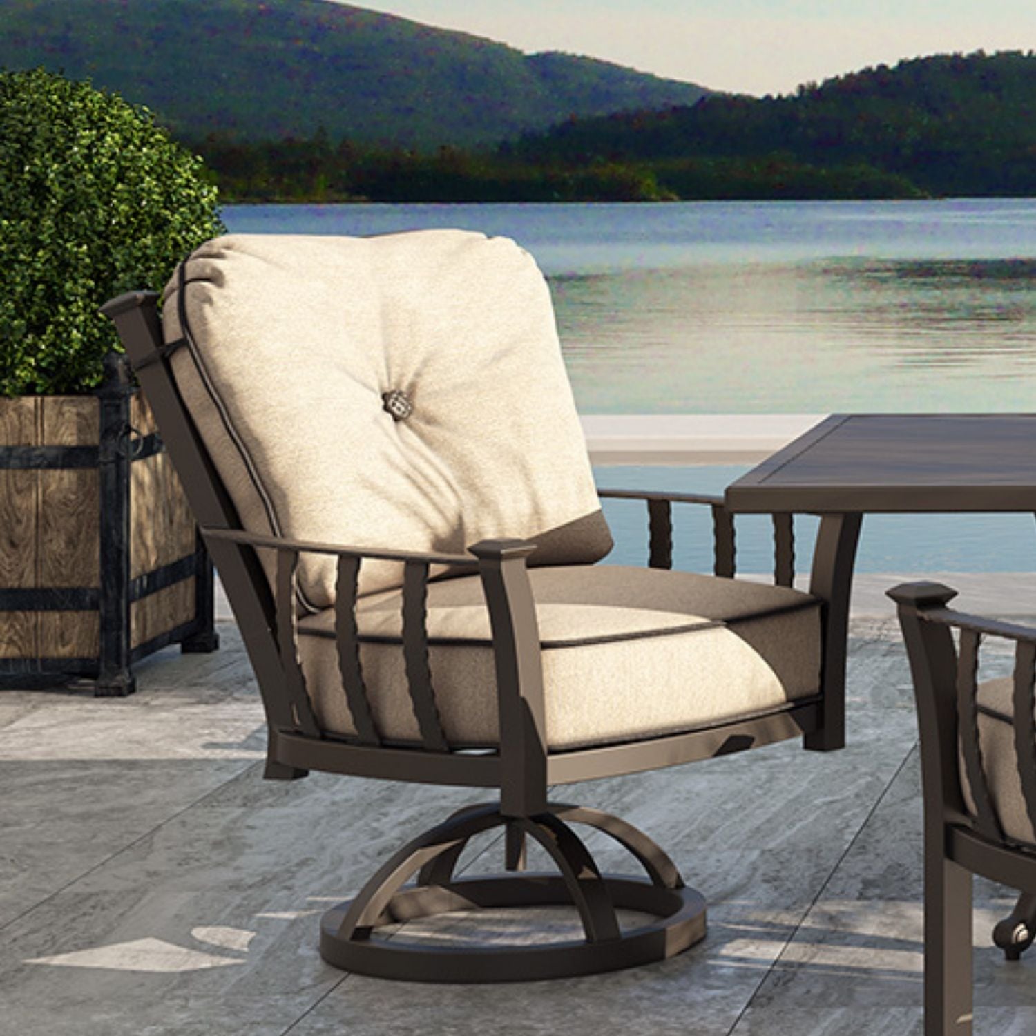 Santa Fe Cushioned Swivel Rocker Dining Chair