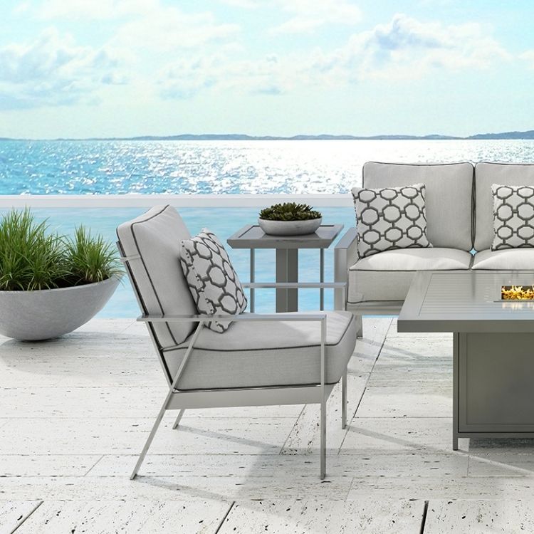 Trento Cushioned Lounge Chair